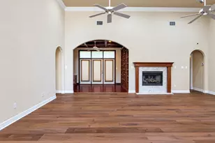 415 St Andrews St, Meadowlakes, TX 78654 - Photo 4