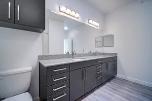 13130 Pond Springs Road Rd, Austin, TX 78729 - Photo 26