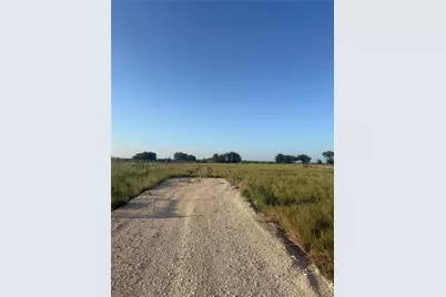 437 Cr 423, Taylor, TX 76574 - Photo 10
