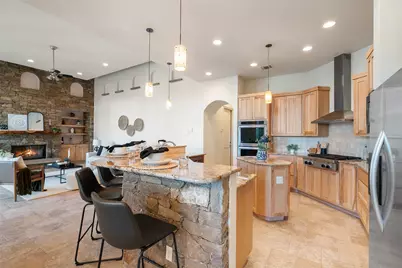 125 Clubhouse Drive, Lakeway, TX 78734 - Photo 12