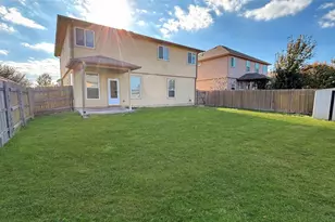 133 S Langtry Ln, Jarrell, TX 76537 - Photo 10