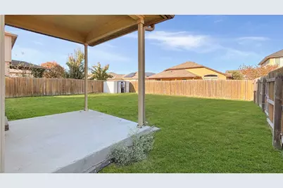 133 S Langtry Lane, Jarrell, TX 76537 - Photo 4