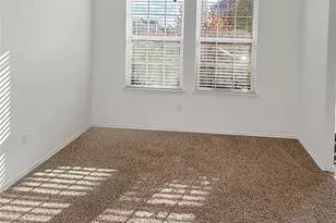 133 S Langtry Ln, Jarrell, TX 76537 - Photo 24