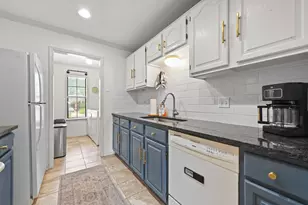 6805 Rearden Rd, Austin, TX 78745 - Photo 10
