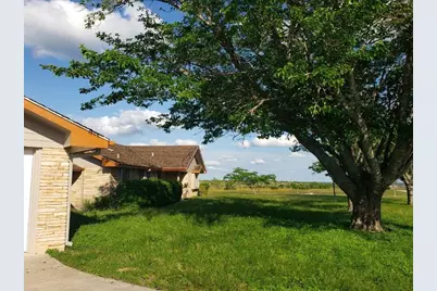 7947 County Road 1255, Lampasas, TX 76550 - Photo 36