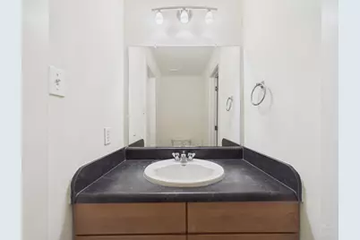 711 W 32nd Street #111, Austin, TX 78705 - Photo 22