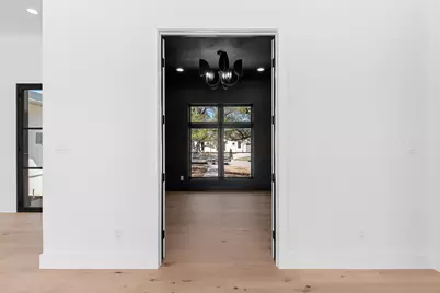 1006 Flint Ridge Trail, Georgetown, TX 78628 - Photo 10