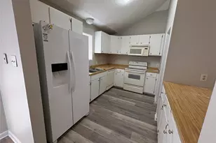 601 Valley St, San Marcos, TX 78666 - Photo 6