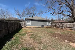 601 Valley St, San Marcos, TX 78666 - Photo 10