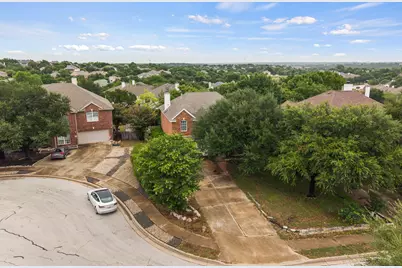 1006 Shadow Valley Cove, Cedar Park, TX 78613 - Photo 32