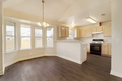 202 Quail Circle, Hutto, TX 78634 - Photo 8