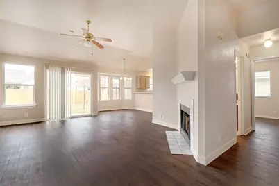 202 Quail Circle, Hutto, TX 78634 - Photo 4