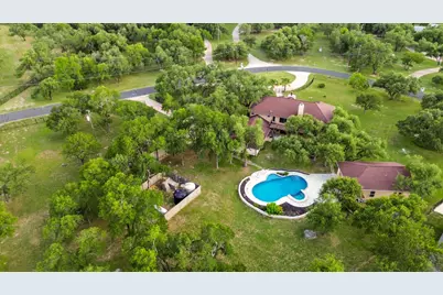 176 Logan Ranch Road, Georgetown, TX 78628 - Photo 2