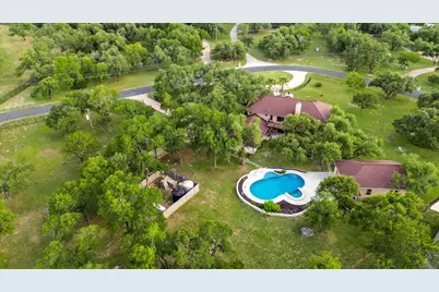 176 Logan Ranch Road, Georgetown, TX 78628 - Photo 2