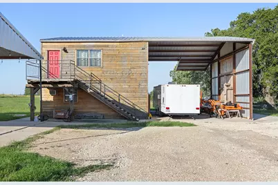 1081 County Road 1320, Lampasas, TX 76550 - Photo 32