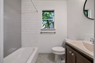 1711 S Main St, Georgetown, TX 78626 - Photo 20