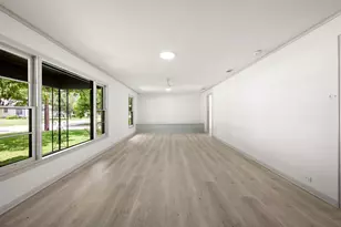 1711 S Main St, Georgetown, TX 78626 - Photo 6