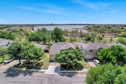 4029 Lake Edge Way, Pflugerville, TX 78660 - Photo 32