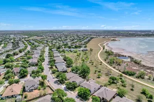 4029 Lake Edge Way, Pflugerville, TX 78660 - Photo 30