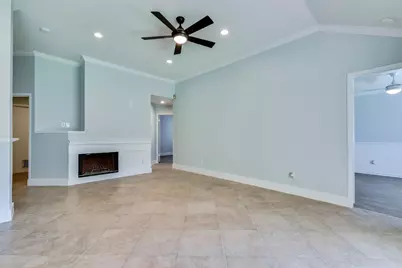 8401 Caledonia Drive, Austin, TX 78717 - Photo 12