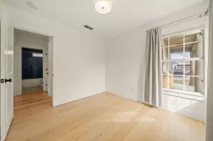 912 Mansell Ave, Austin, TX 78702 - Photo 32