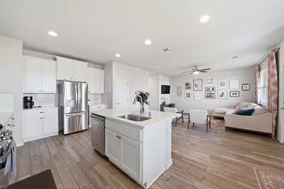 912 Eves Necklace Drive, Buda, TX 78610 - Photo 8