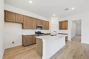 113 Malibu, Hutto, TX 78634 - Photo 6