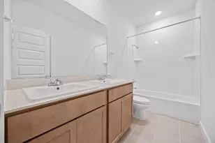 113 Malibu, Hutto, TX 78634 - Photo 18