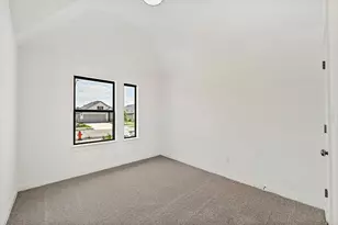 113 Malibu, Hutto, TX 78634 - Photo 22