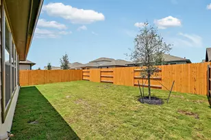 113 Malibu, Hutto, TX 78634 - Photo 32
