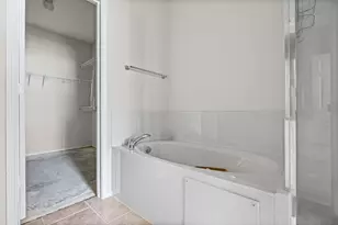 1900 Scofield Ridge Pkwy, Austin, TX 78727 - Photo 16