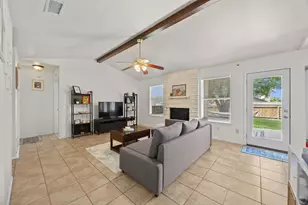 1006 Edgerly Ln, Pflugerville, TX 78660 - Photo 4