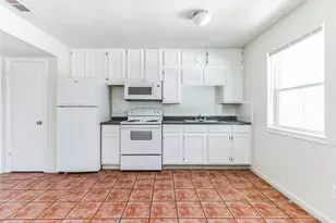 306 Calhoun Dr, Rockdale, TX 76567 - Photo 18