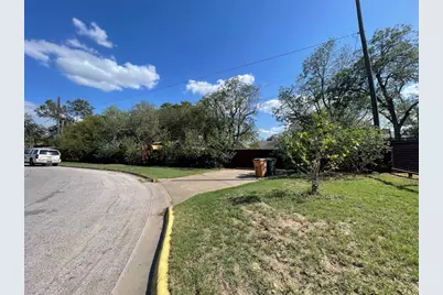 2713 Sweeney Lane, Austin, TX 78723 - Photo 2