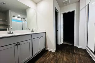 315 Darwin Pl, Lockhart, TX 78644 - Photo 8