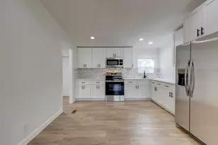 4504 Atlantis Dr, Austin, TX 78725 - Photo 6