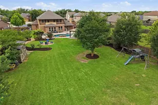 1126 Enclave Way, Hutto, TX 78634 - Photo 32