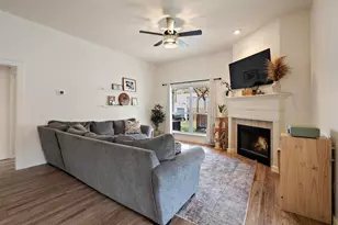 1808 Cedarlawn St, Taylor, TX 76574 - Photo 4