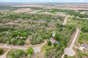 142 Llano Ct, Cedar Creek, TX 78612 - Photo 32