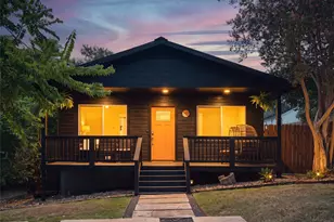 2501 E 11th St, Austin, TX 78702 - Photo 2
