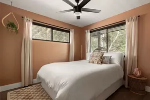 2501 E 11th St, Austin, TX 78702 - Photo 22