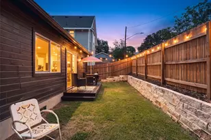 2501 E 11th St, Austin, TX 78702 - Photo 4