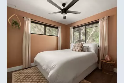 2501 E 11th Street #1, Austin, TX 78702 - Photo 22
