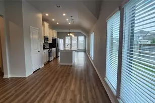 360 Banyon Dr, Liberty Hill, TX 78642 - Photo 6