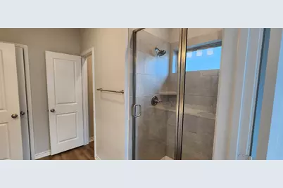 360 Banyon Drive, Liberty Hill, TX 78642 - Photo 14