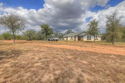 2354 Fm 2438, Seguin, TX 78155 - Photo 18