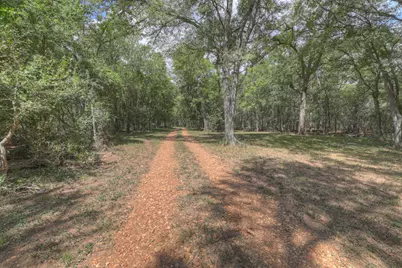 2354 Fm 2438, Seguin, TX 78155 - Photo 24