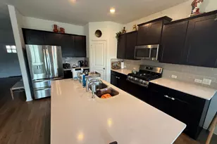 380 Mendoza, Kyle, TX 78640 - Photo 8