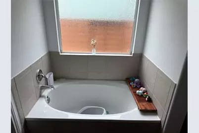 380 Mendoza, Kyle, TX 78640 - Photo 18