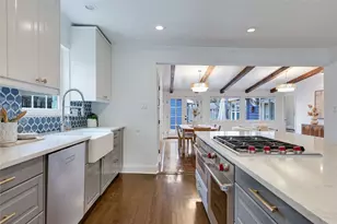 2908 Perry Ln, Austin, TX 78731 - Photo 10
